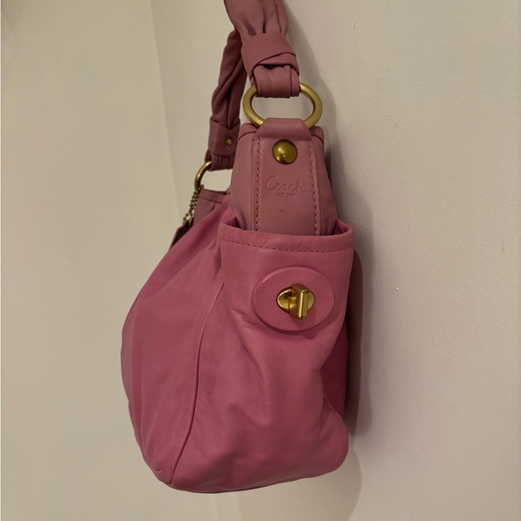 Vintage Coach Parker Hobo Leather Purse Bag in Soft Pink - Picture 4 of 9